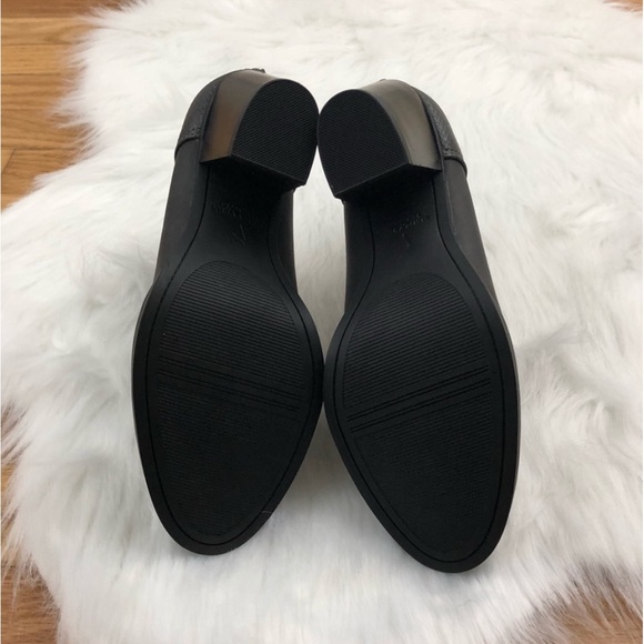 🆕 Vera Wang Berlin Dark Gray Zip Up Ankle Boots with Block Heel, Size 6 - Picture 9 of 12